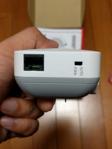 底面にはRJ45